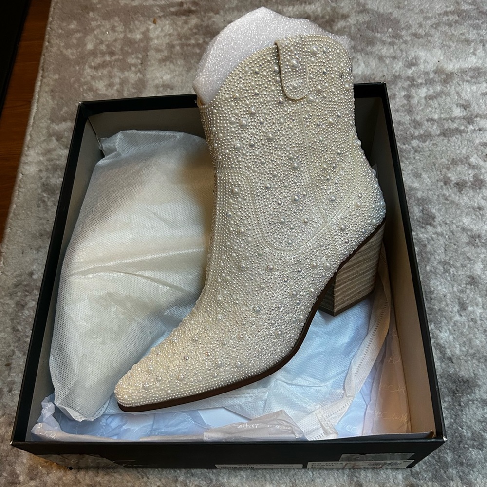 Betsey Johnson Pearl Cady Boots
